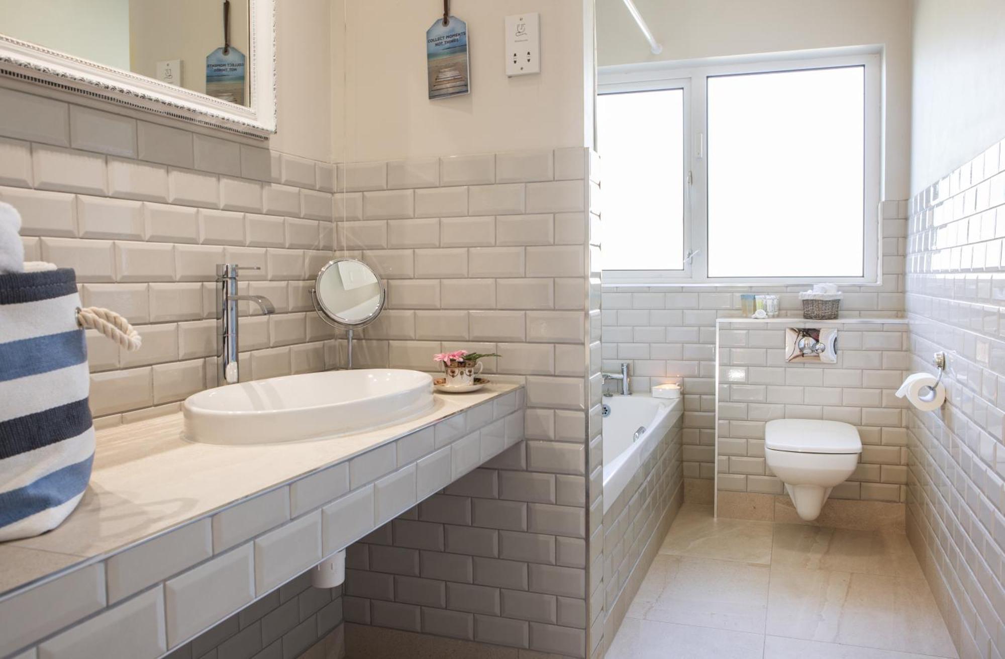 Whitford House 4*